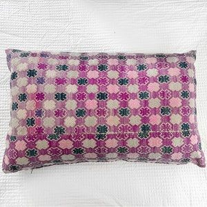 Amber Interiors Vintage Cushion 24 x 15